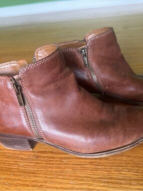 Lucky Brand Cognac Brown Leather Ankle Booties with Side Zips